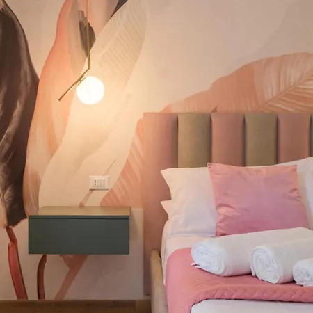 Sant'orsola Apartment *